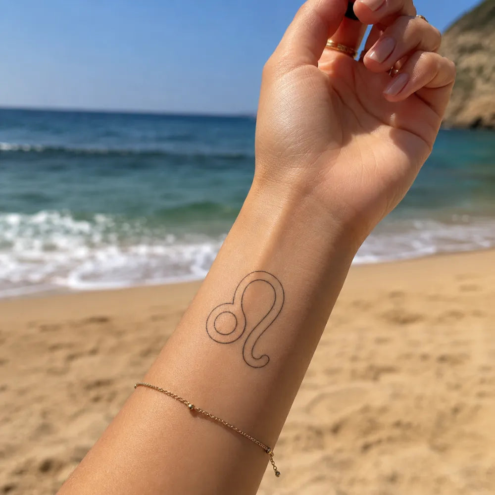SafeTatt — Leo Sign · fotografie tetování na kůži