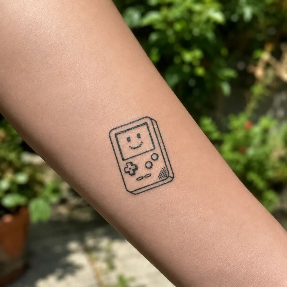 SafeTatt — Play with Smile · fotografie tetování na kůži